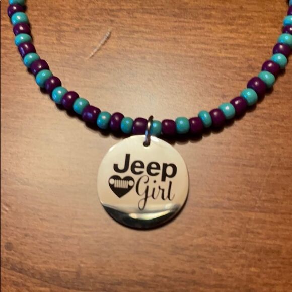 Jeep girl rear view mirror swag, Jeep lover gift, Rear view mirror dangle - Picture 3 of 3